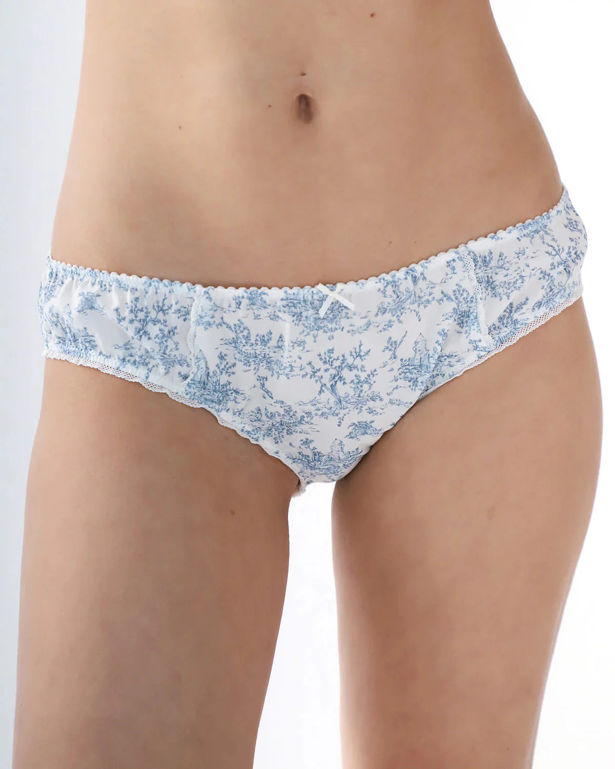 The French Brief: Cotton Voile Toile De Jouy - Image 5
