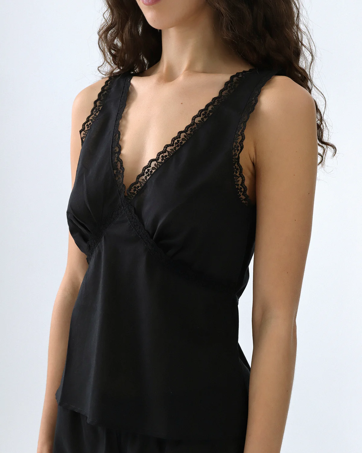 The Iris Tank 2-Pack: Cotton Voile Black & White